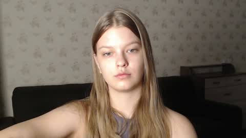 Snapshot of emysway chatting on January 2025 02:05:01 PM EmySway online show from January 2025 02:05:01 PM