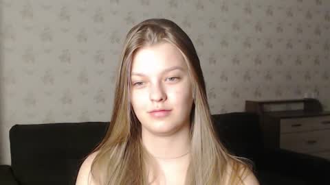 Snapshot of emysway chatting on February 2025 10:32:01 PM EmySway online show from February 2025 10:32:01 PM