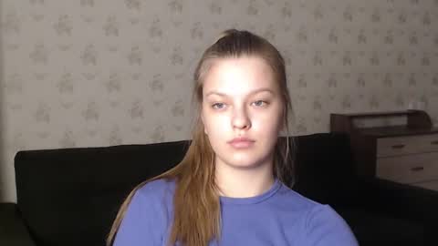 Snapshot of emysway chatting on February 2025 05:42:01 PM EmySway online show from February 2025 05:42:01 PM