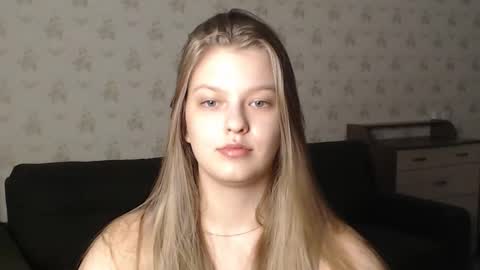 Snapshot of emysway chatting on March 2025 09:50:01 AM EmySway online show from March 2025 09:50:01 AM