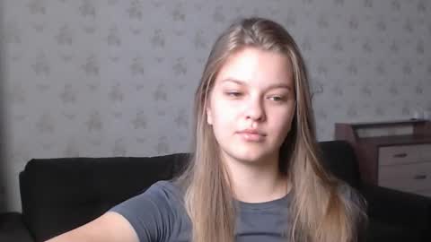 Snapshot of emysway chatting on October 2025 10:15:02 AM EmySway online show from October 2025 10:15:02 AM