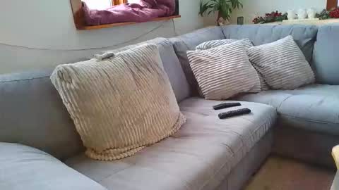 emyxxl online show from January 2026 01:14:01 PM