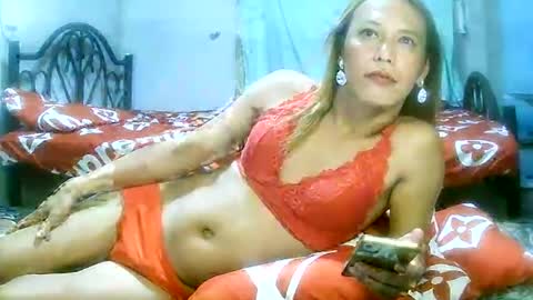 CHUN LY online show from January 2025 02:50:01 PM