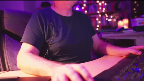 Snapshot of energybra chatting on December 2024 01:07:01 AM uk online show from December 2024 01:07:01 AM