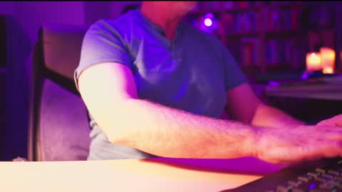 Snapshot of energybra chatting on January 2025 01:26:01 AM uk online show from January 2025 01:26:01 AM