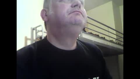 englishguysurrey online show from January 2026 07:01:02 AM