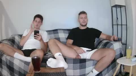Snapshot of englishladxxx chatting on June 2026 09:43:02 PM Englishladxxx online show from June 2026 09:43:02 PM