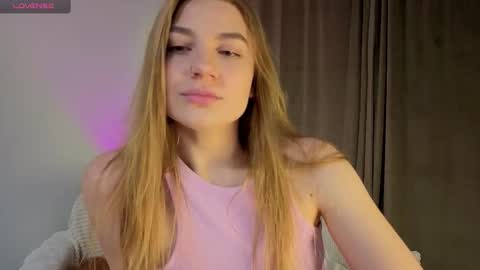 Snapshot of enjoyeverymoment_ chatting on October 2025 08:38:02 PM enjoyeverymoment_ online show from October 2025 08:38:02 PM