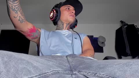 enjoymycock99 online show from December 2024 01:58:02 AM