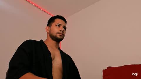 enmanuelgutierrez40 online show from January 2026 12:30:01 PM