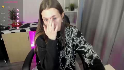 Snapshot of enn_allenn chatting on December 2024 10:05:02 AM enn_allenn online show from December 2024 10:05:02 AM