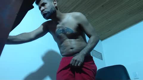 enriblack92 online show from December 2024 10:50:01 PM