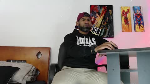 enriblack92 online show from December 2024 12:22:01 AM