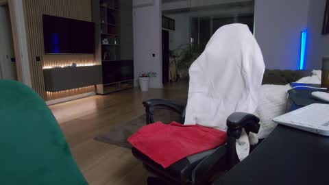 Erik online show from December 2025 08:02:02 PM