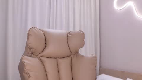 entya online show from November 2025 06:40:02 AM