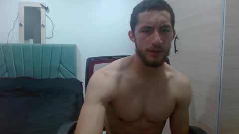 enzo_savage online show from October 2025 05:46:01 PM