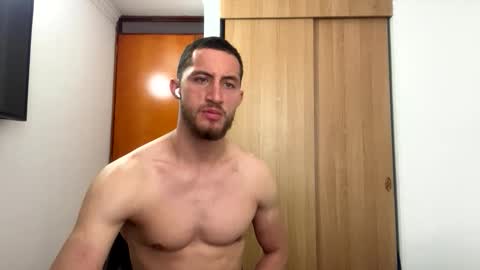 Snapshot of enzo_savage chatting on April 2026 10:22:01 PM enzo_savage online show from April 2026 10:22:01 PM