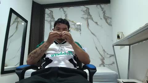    online show from January 2026 03:32:01 AM