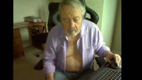 erasmus_d online show from September 2025 05:07:02 PM