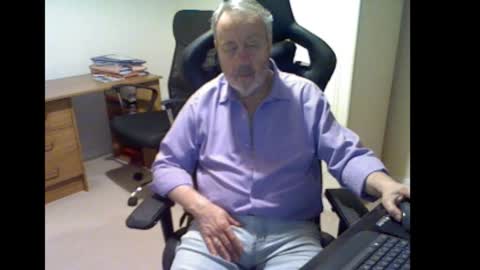 erasmus_d online show from October 2025 05:30:02 PM