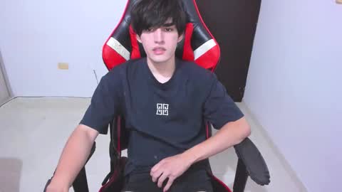 eren_tatakae online show from February 2026 05:03:02 PM