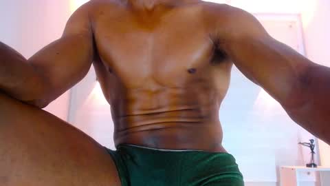 Snapshot of eric_latino chatting on January 2025 08:14:02 AM Eric Latino online show from January 2025 08:14:02 AM