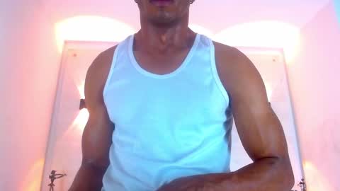Snapshot of eric_latino chatting on January 2025 05:09:01 AM Eric Latino online show from January 2025 05:09:01 AM