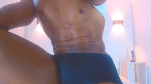 Snapshot of eric_latino chatting on February 2025 07:49:01 AM Eric Latino online show from February 2025 07:49:01 AM