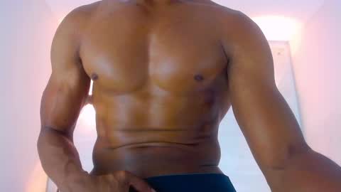 Snapshot of eric_latino chatting on March 2025 06:54:02 AM Eric Latino online show from March 2025 06:54:02 AM