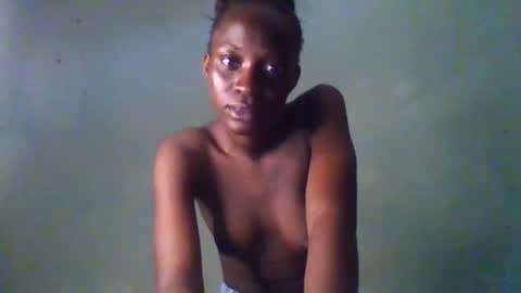 Snapshot of erica843871 chatting on October 2025 12:57:02 PM Erica online show from October 2025 12:57:02 PM