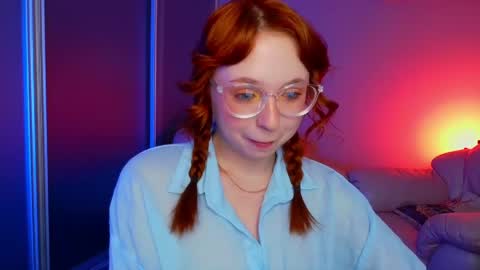 Snapshot of erica_nelson chatting on June 2026 04:30:02 AM Erica 3 online show from June 2026 04:30:02 AM