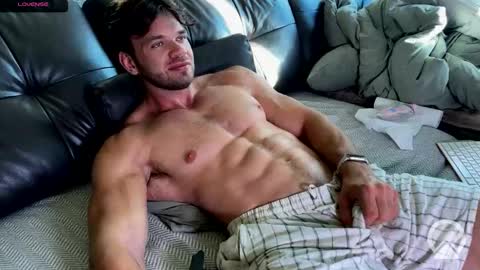 Snapshot of ericeric507 chatting on October 2025 05:02:02 AM Nick online show from October 2025 05:02:02 AM