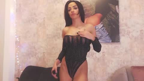 Erikabeee online show from February 2025 06:54:01 AM