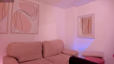 Snapshot of erikabenz chatting on October 2025 01:11:01 PM Erika Benz online show from October 2025 01:11:01 PM
