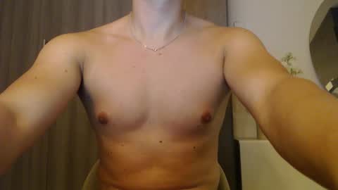 Snapshot of erikxnx chatting on February 2026 05:39:02 PM Erikxnx online show from February 2026 05:39:02 PM