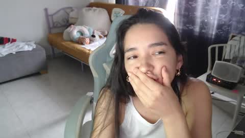 erina_1 online show from June 2026 04:23:01 PM