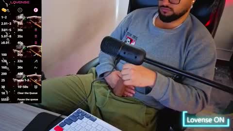 Snapshot of ernesto_rodriguez_82 chatting on December 2025 04:02:01 PM ernesto rodriguez 82 online show from December 2025 04:02:01 PM