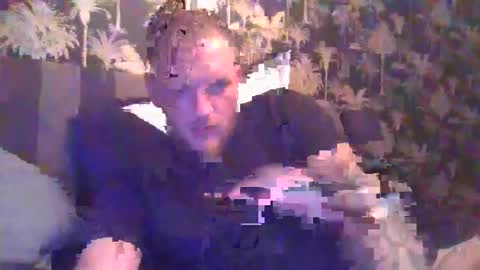 eroguy20 online show from November 2025 12:38:02 PM