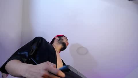 Snapshot of eros_chipre chatting on February 2025 05:48:02 AM Eros online show from February 2025 05:48:02 AM