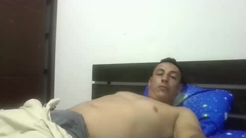 Snapshot of erosalescuervo chatting on December 2025 01:10:02 AM erosalescuervo online show from December 2025 01:10:02 AM