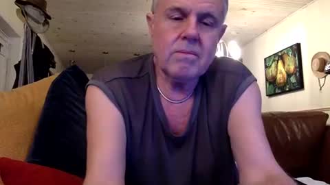 Snapshot of erostalk chatting on December 2024 05:42:01 AM eros online show from December 2024 05:42:01 AM
