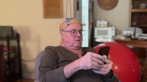 Snapshot of erostalk chatting on February 2025 07:06:01 AM eros online show from February 2025 07:06:01 AM