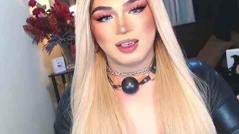 Snapshot of eroticfowler69 chatting on February 2025 04:24:02 PM Anastasia online show from February 2025 04:24:02 PM