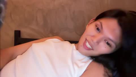 Chelliane online show from December 2025 05:05:01 AM