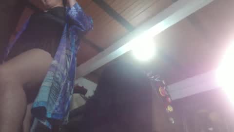 Eskela911 online show from December 2024 02:04:01 AM