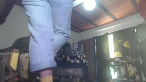 Eskela911 online show from January 2025 04:22:01 PM