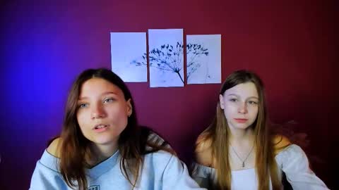 Snapshot of esme_moore_ chatting on October 2025 08:37:02 AM esme_moore_ online show from October 2025 08:37:02 AM