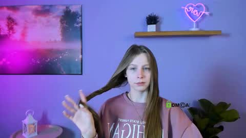 Snapshot of esme_moore_ chatting on November 2025 09:43:01 AM esme_moore_ online show from November 2025 09:43:01 AM