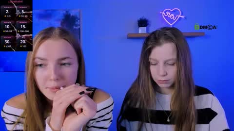 Snapshot of esme_moore_ chatting on November 2025 09:42:02 AM esme_moore_ online show from November 2025 09:42:02 AM