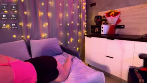 Esmi online show from December 2025 07:17:01 AM